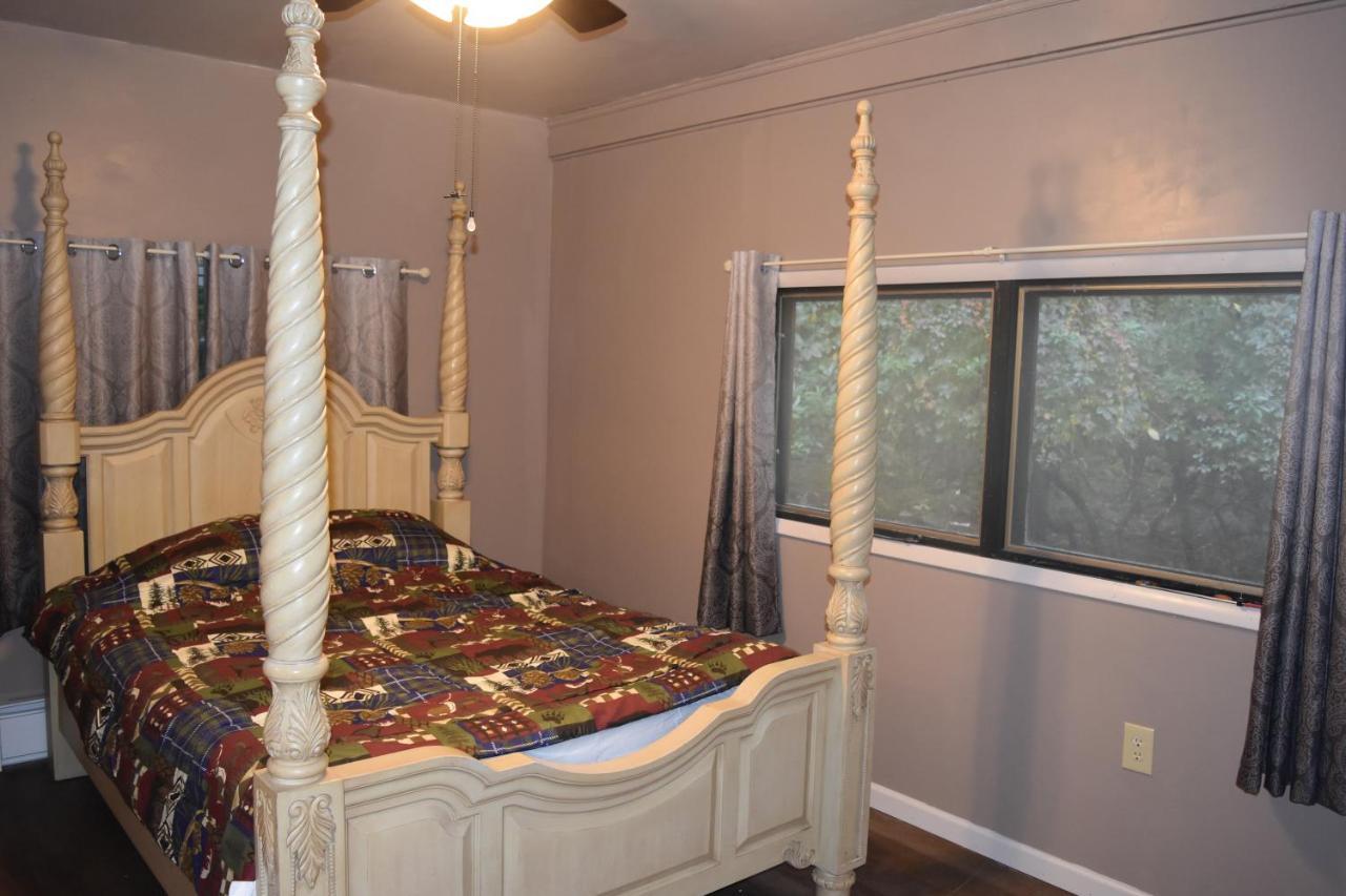 לייק הרמוני 5 Bdr Cabin Game Rm Large Deck Fireplace Firetable מראה חיצוני תמונה